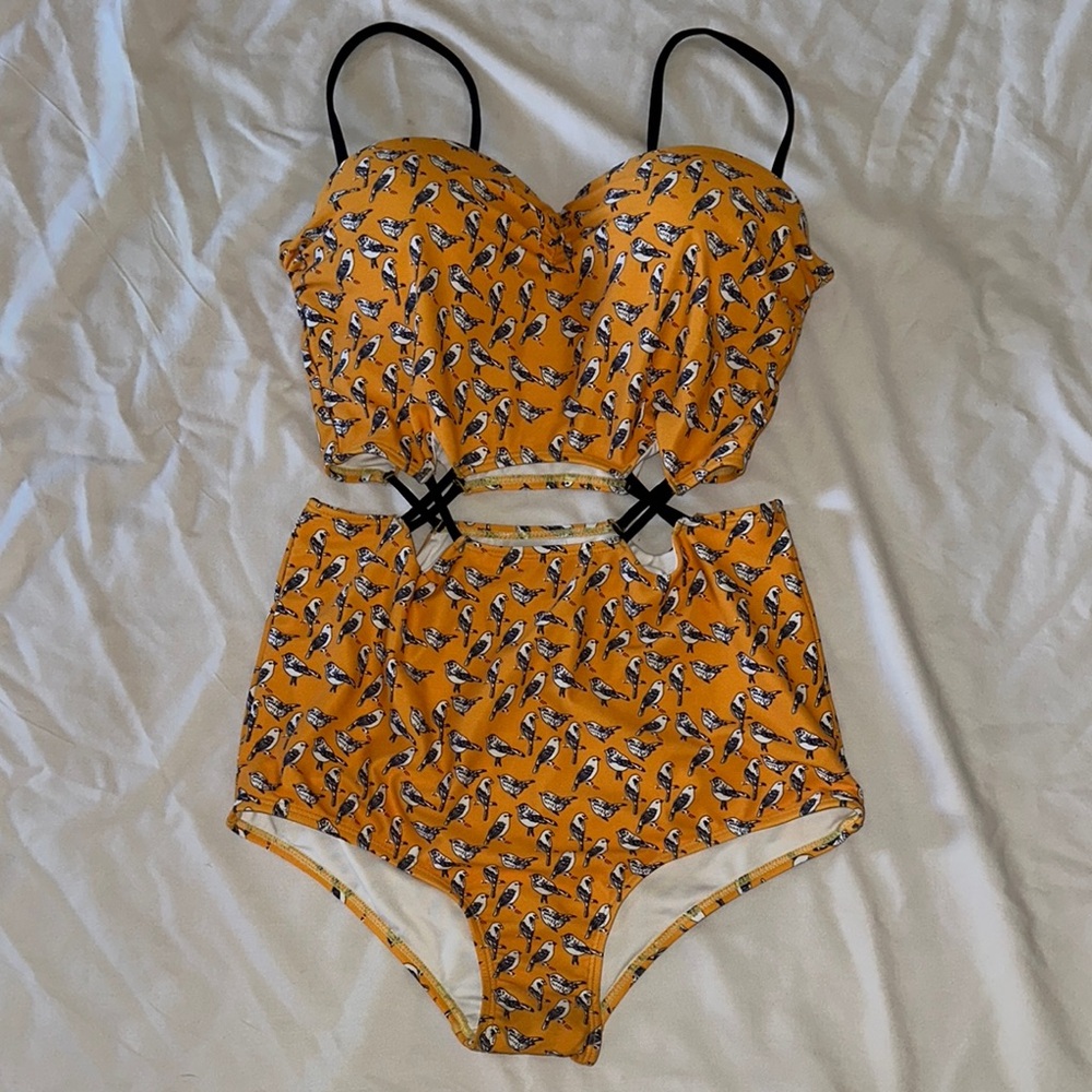 Pines & Palms Swimwear *NWT* Women's Bird Print Yellow Swimsuit - Picture 3 of 13